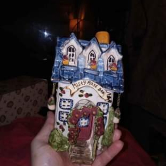 Pottery - Picture 5 of 7